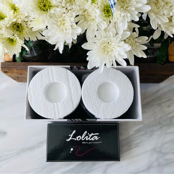 Lolita•NIB•Bride and Groom Wine Glass Set•Toasting Set•Hand Painted~Artisan Made - Picture 8 of 16